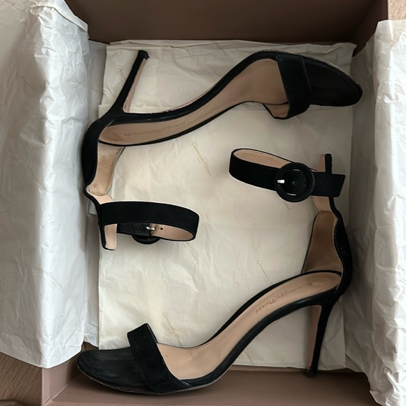 Gianvito Rossi Portofino 85 Suede Sandals - Picture 6 of 11